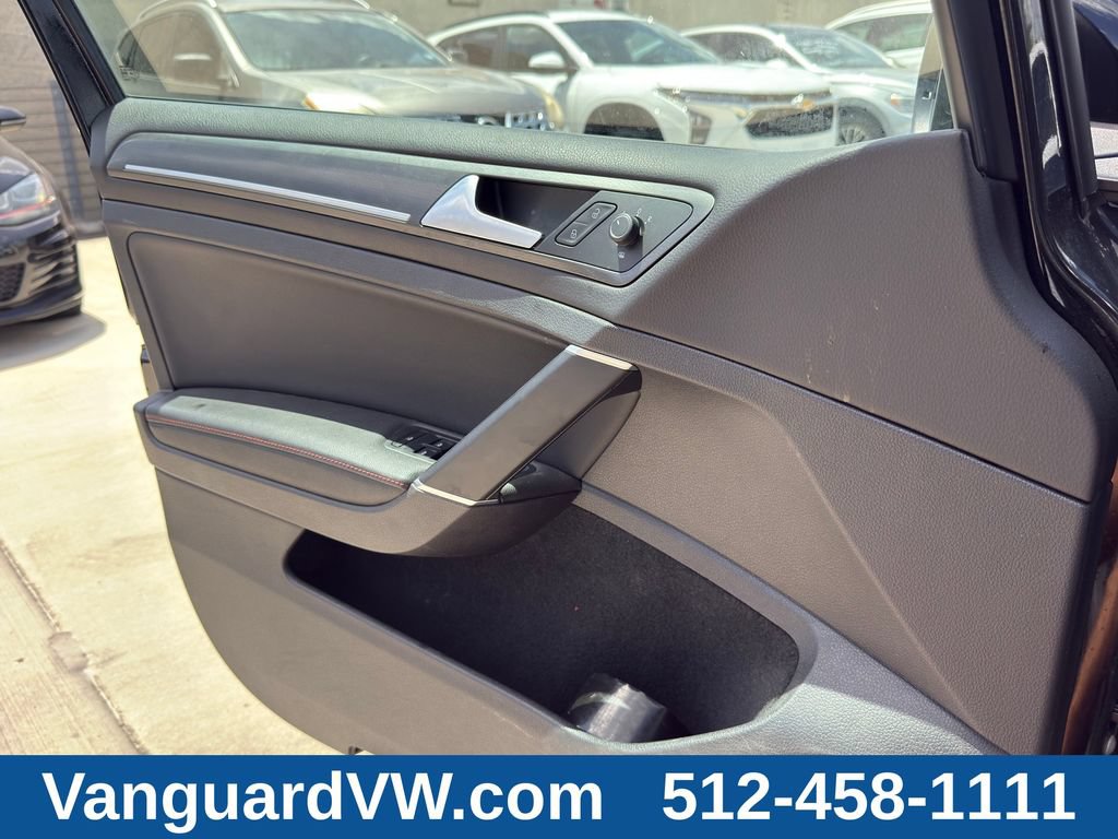 Used 2019 Volkswagen GTI SE w/ SE Experience Package FWD image 23
