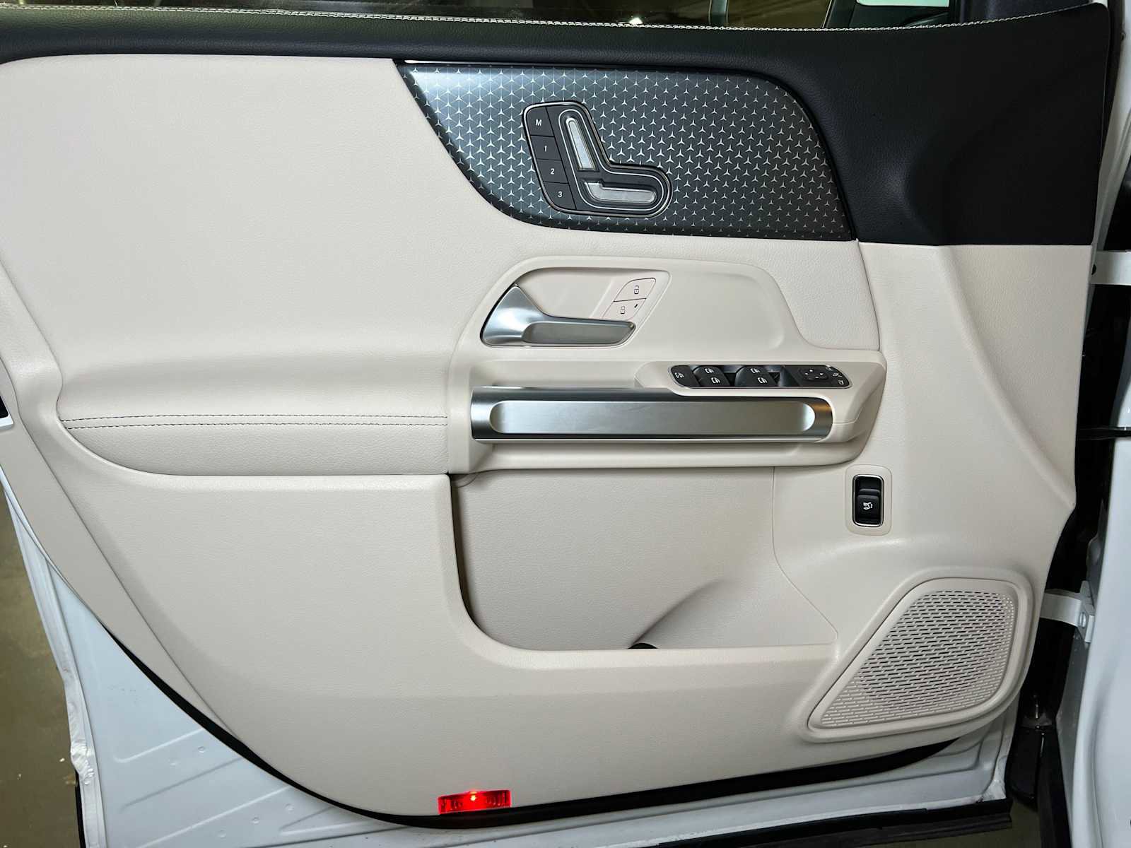 Certified 2025 Mercedes-Benz GLB 250 4MATIC image 20