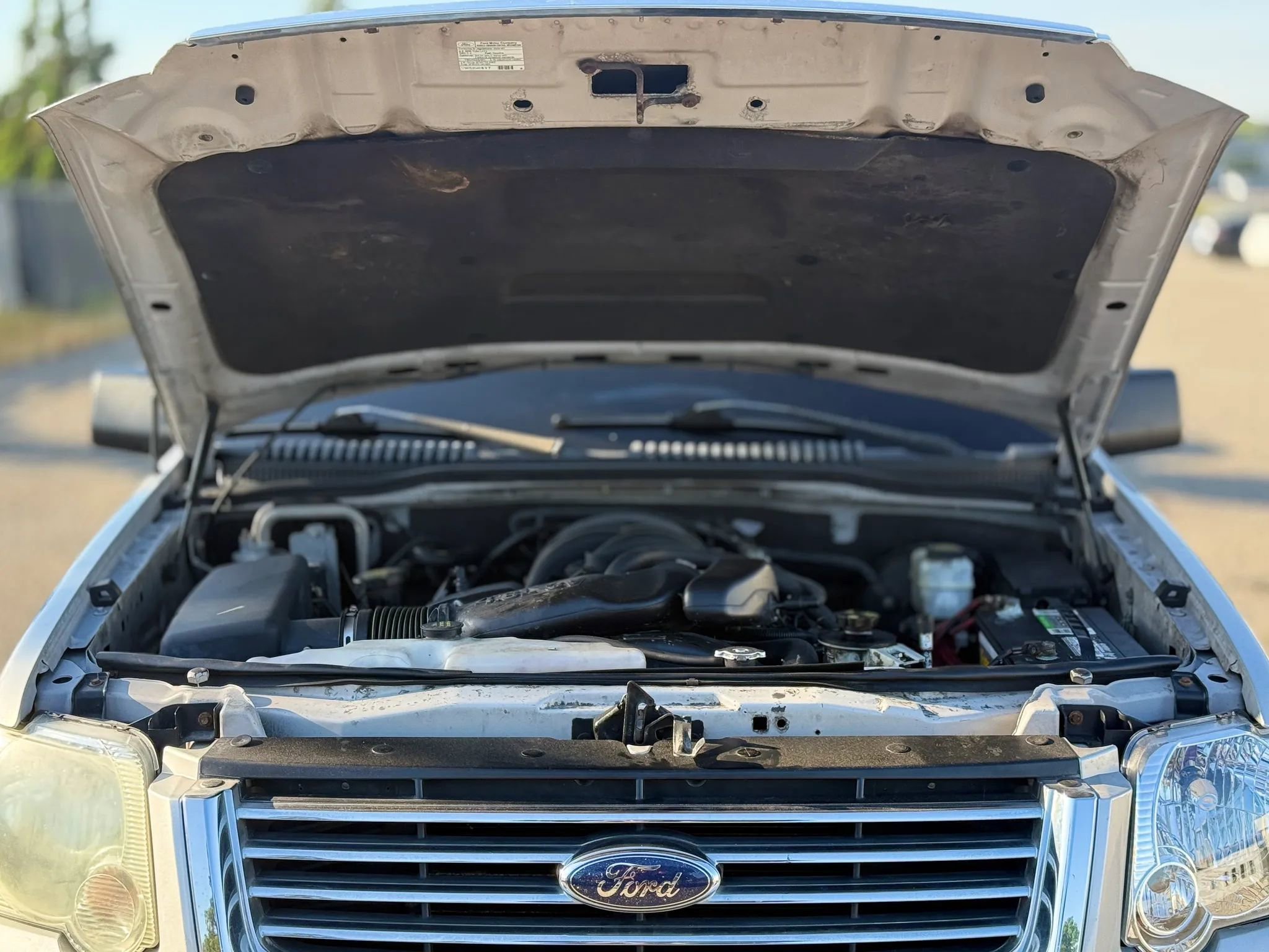 Used 2009 Ford Explorer XLT RWD image 28