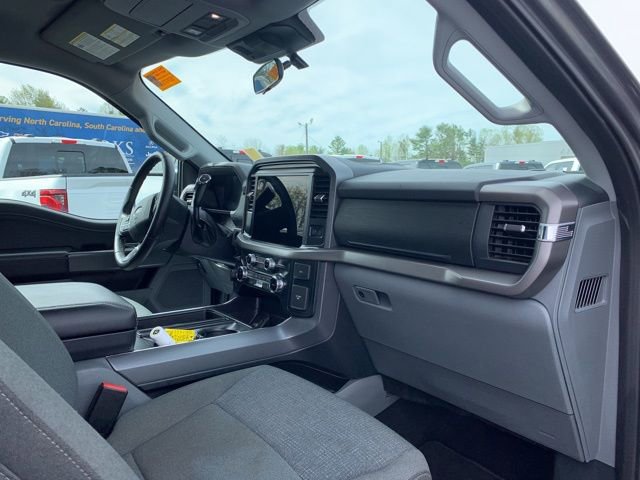 Used 2025 Ford F150 XLT w/ Equipment Group 301A Standard image 16