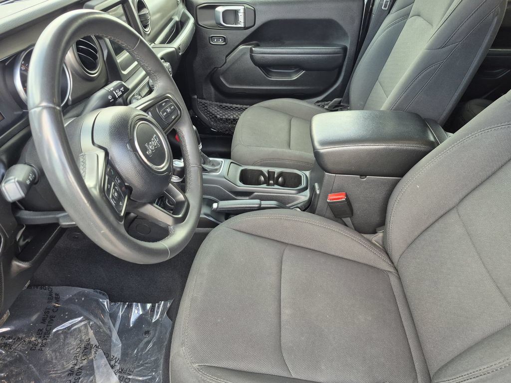 Used 2023 Jeep Gladiator Sport AWD/4WD image 11