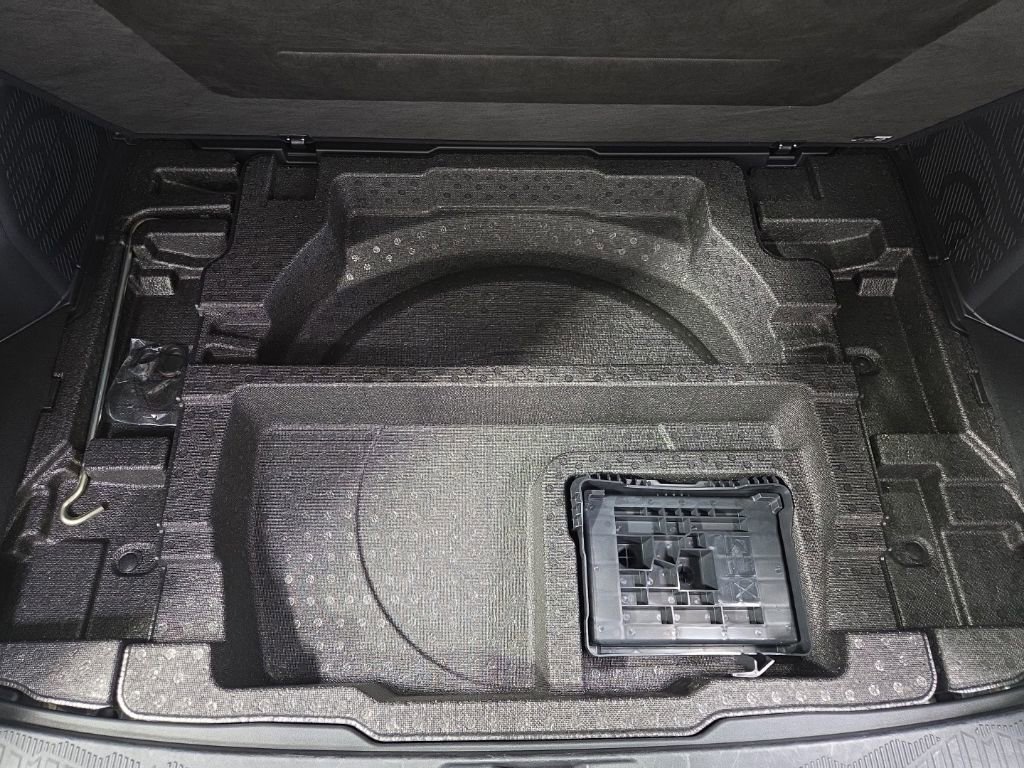 Used 2025 Subaru Forester Premium AWD/4WD image 33