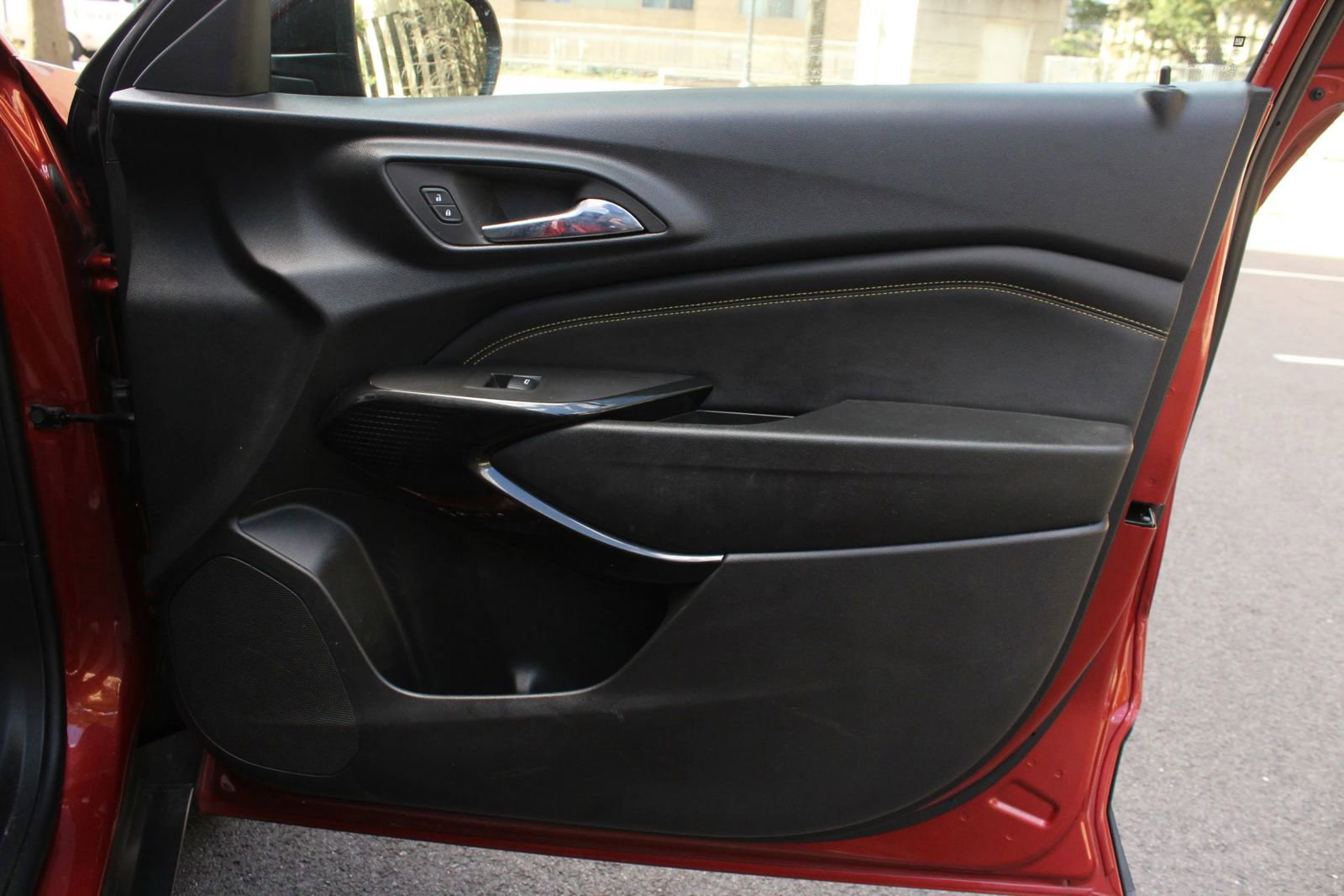 Used 2024 Chevrolet Trax ACTIV w/ Driver Confidence Package FWD image 25