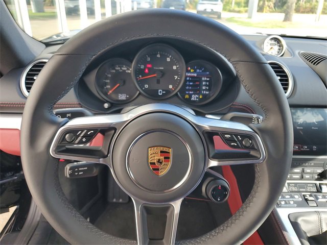 Used 2025 Porsche 718 Cayman image 21