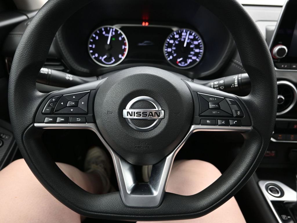 Certified 2023 Nissan Sentra SV image 16