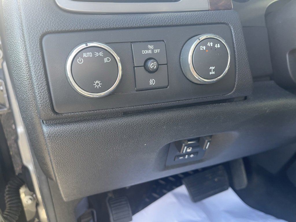 Used 2013 GMC Sierra 2500 Denali w/ Suspension Package, Off-Road image 26