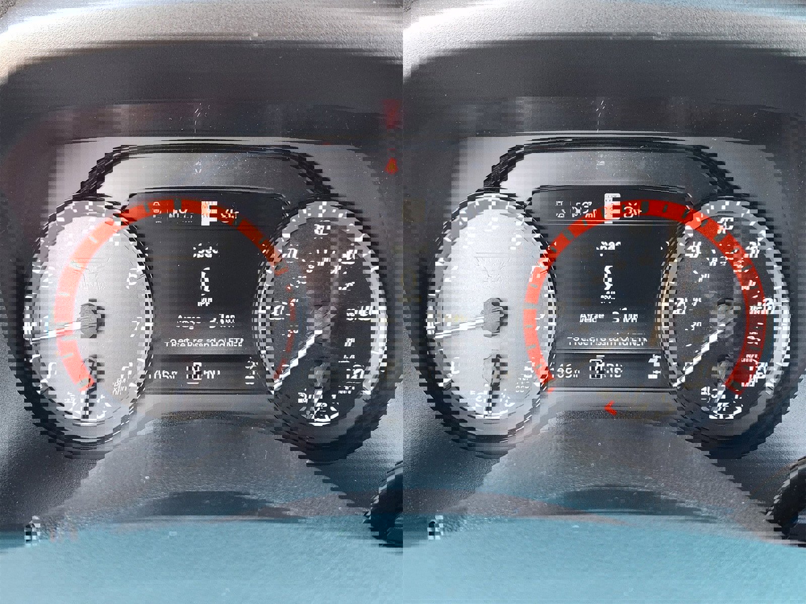 Used 2024 Nissan Titan PRO-4X w/ Pro-4x Convenience Package image 17