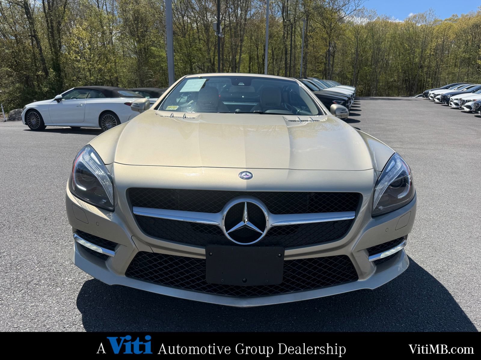 Used 2013 Mercedes-Benz SL 550 image 4