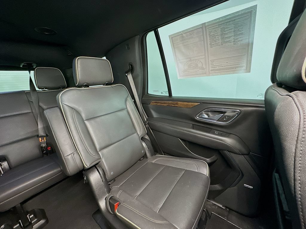 Used 2023 Chevrolet Tahoe Premier AWD/4WD image 14