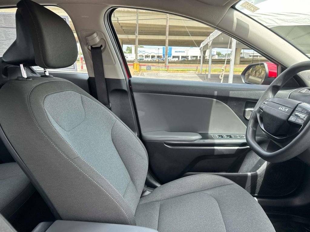 Certified 2025 Kia K4 LXS image 16