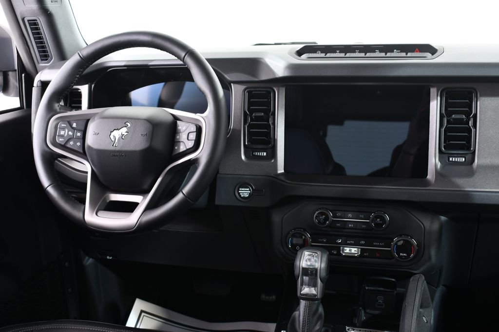 New 2025 Ford Bronco Badlands image 8