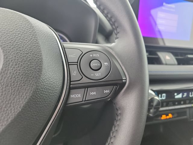 Used 2025 Toyota RAV4 SE AWD/4WD image 24