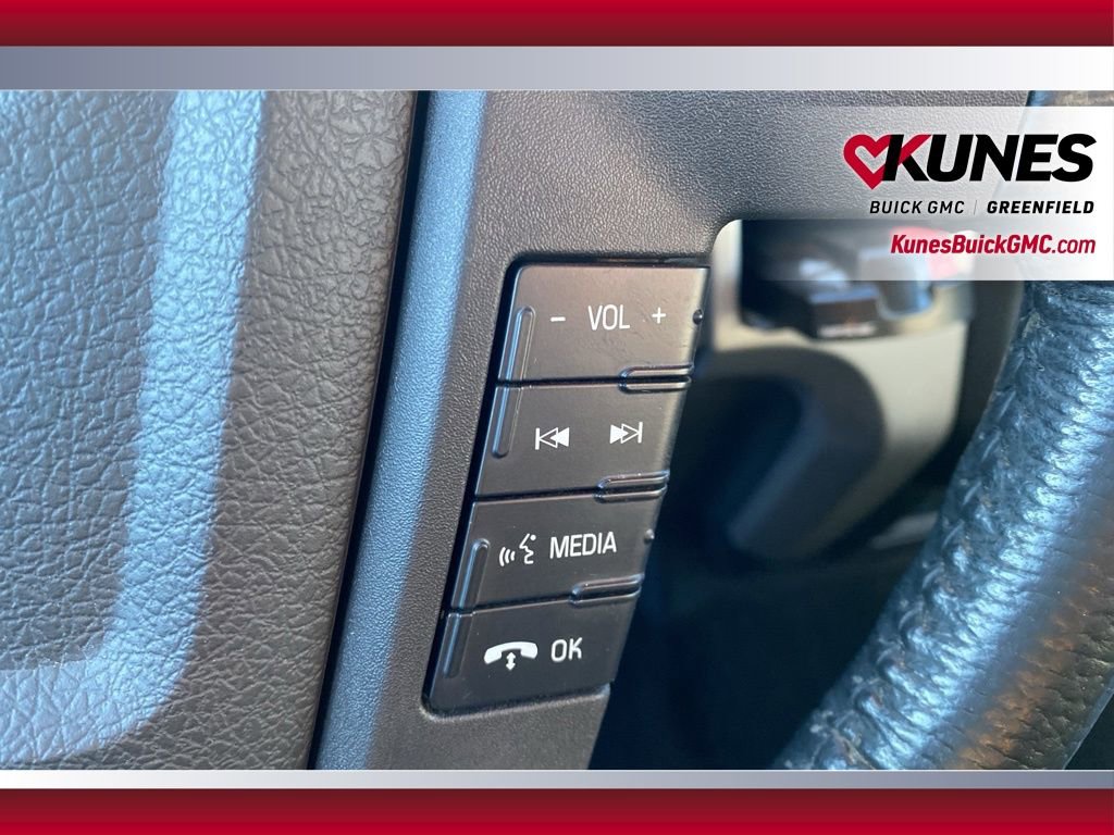 Used 2011 Ford F150 XLT w/ XLT Convenience Pkg image 19