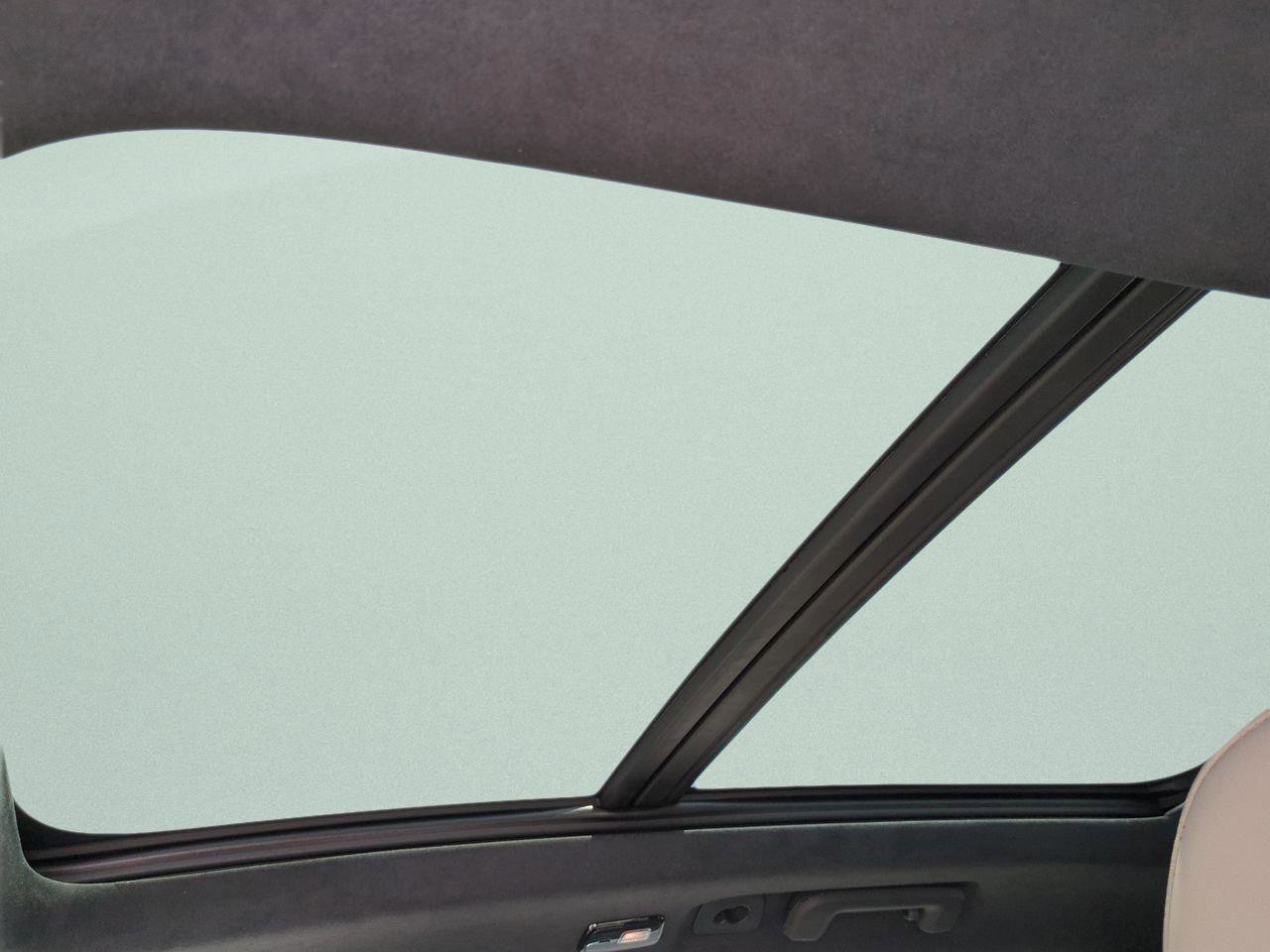 New 2025 Volvo XC90 B6 Ultra w/ Lounge Package image 18