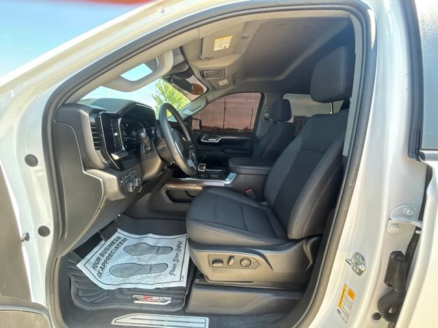 Used 2025 Chevrolet Silverado 1500 LT AWD/4WD video 2