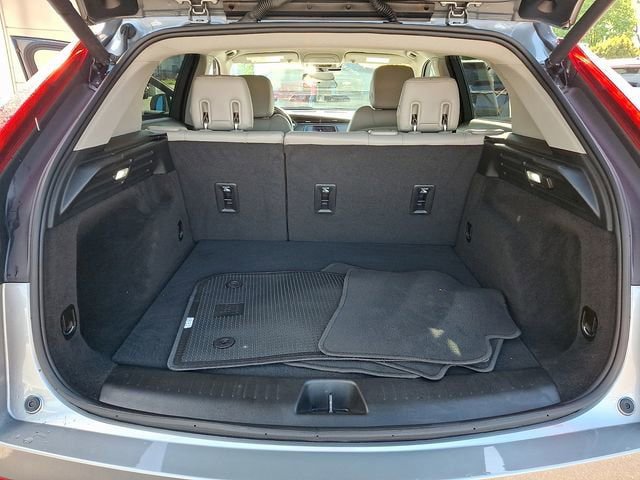 Used 2023 Cadillac XT4 Luxury FWD image 38