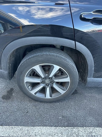 Used 2023 Honda Pilot Touring image 4