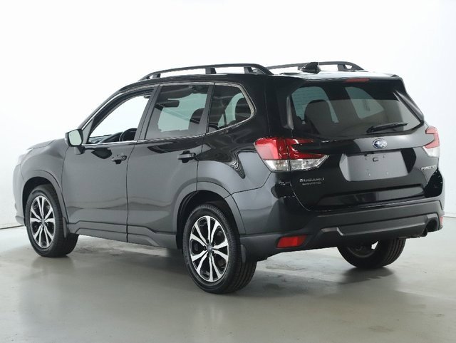 Certified 2022 Subaru Forester Limited image 44