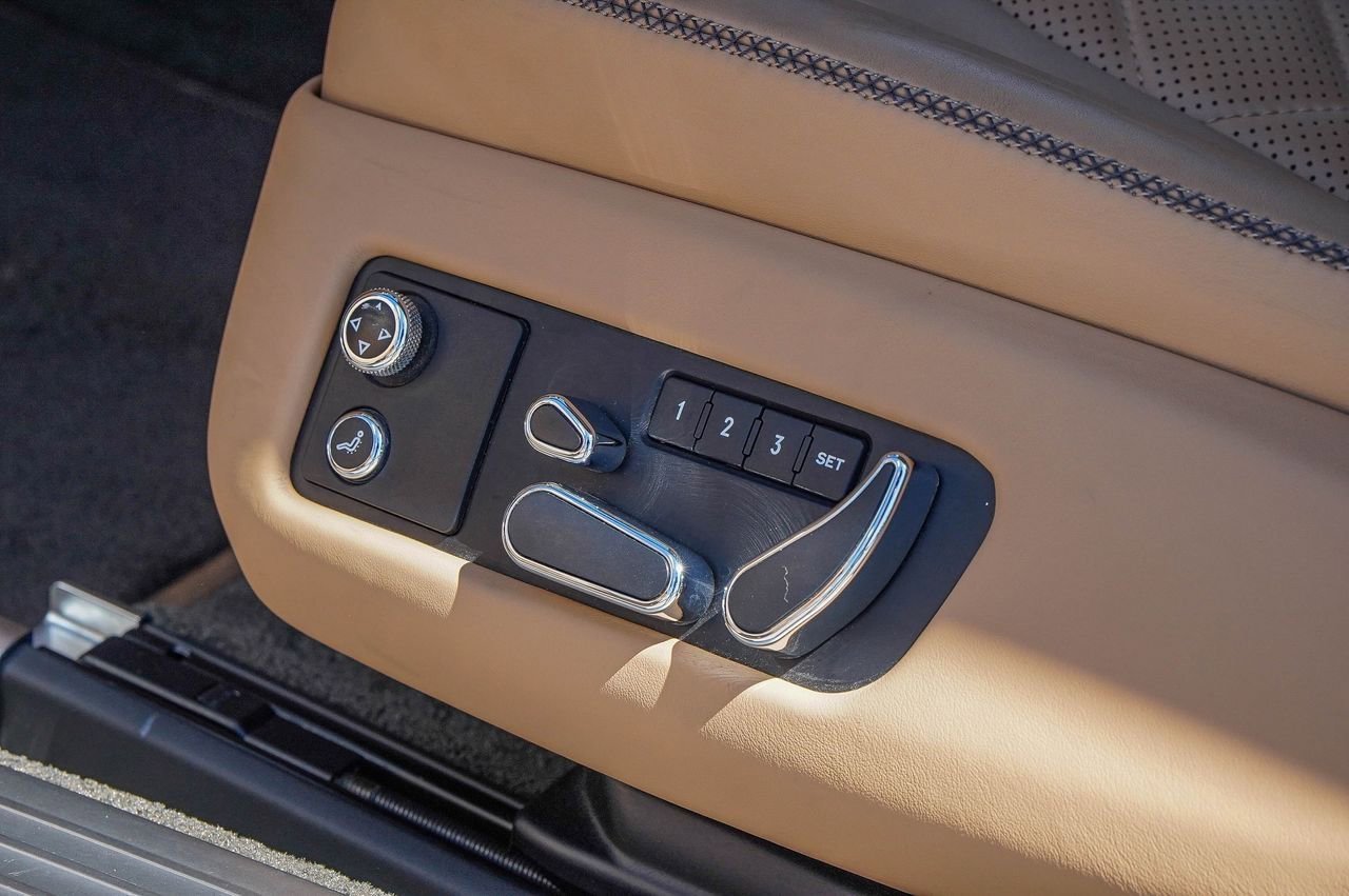 Used 2016 Bentley Continental GT image 36