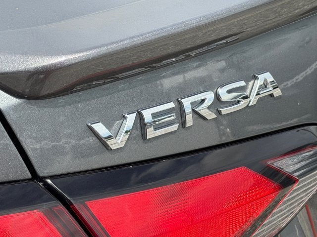 Used 2025 Nissan Versa SR w/ Trunk Package FWD image 7