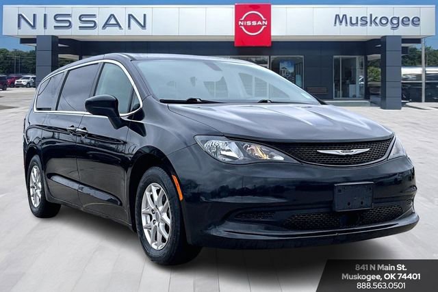 Used 2022 Chrysler Voyager LX