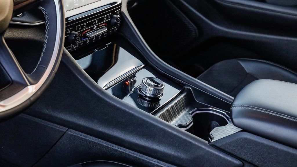 Certified 2024 Jeep Grand Cherokee L Laredo image 24