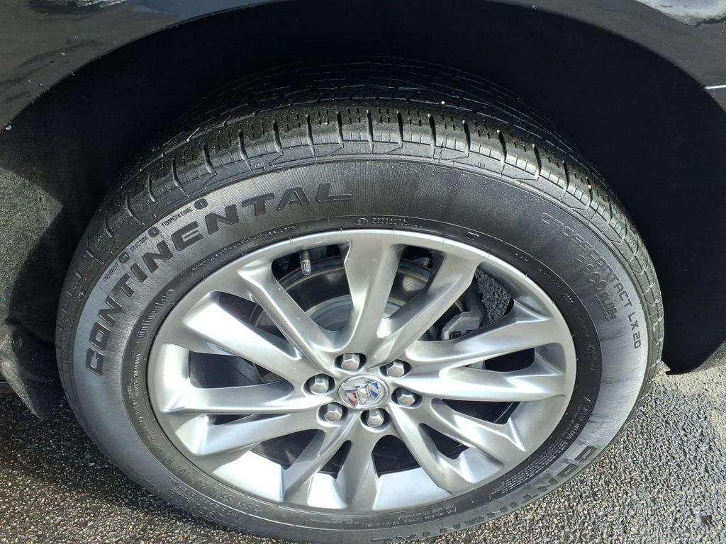 Used 2023 Buick Enclave Avenir w/ Avenir Technology Package FWD image 15