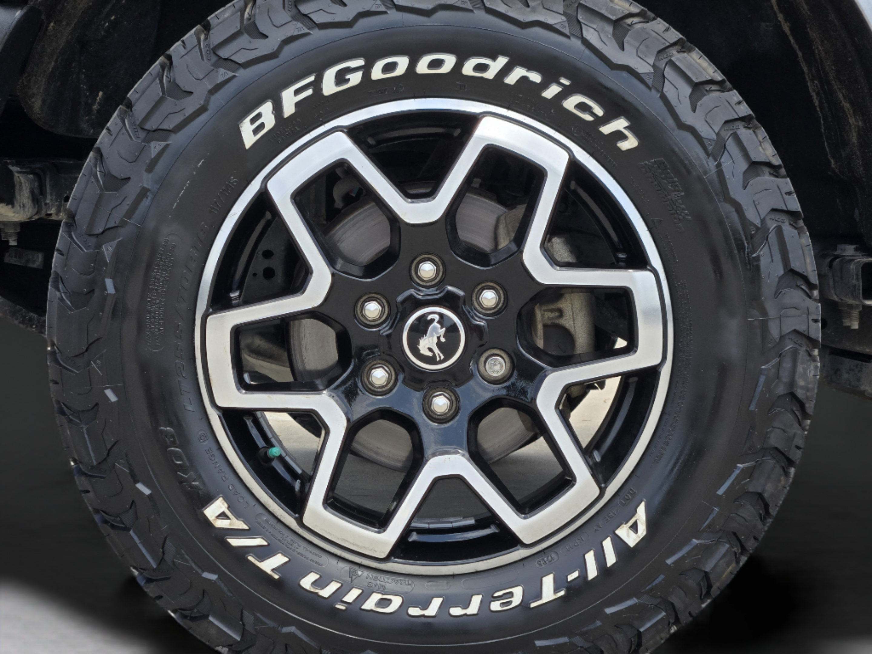 Used 2023 Ford Bronco Outer Banks AWD/4WD image 40