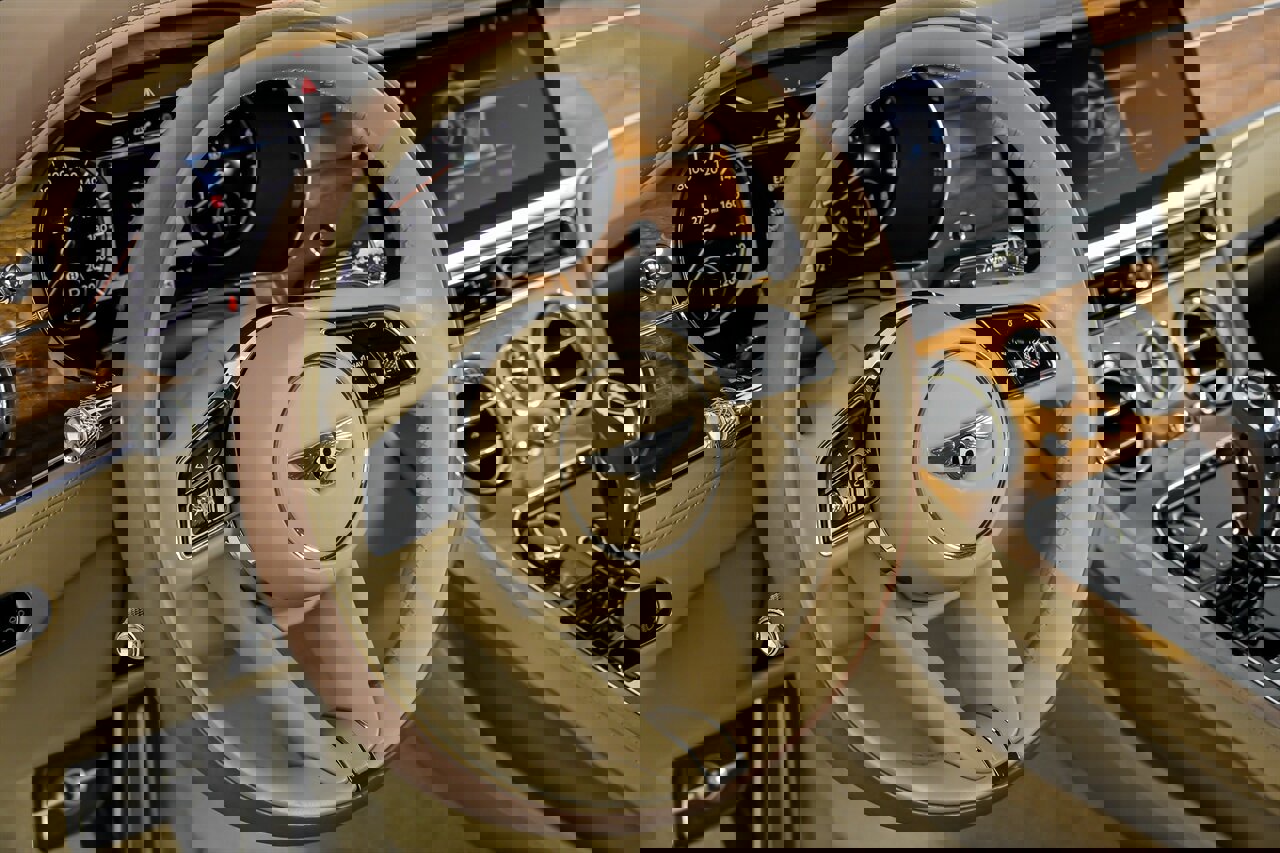 Used 2021 Bentley Continental GT image 30