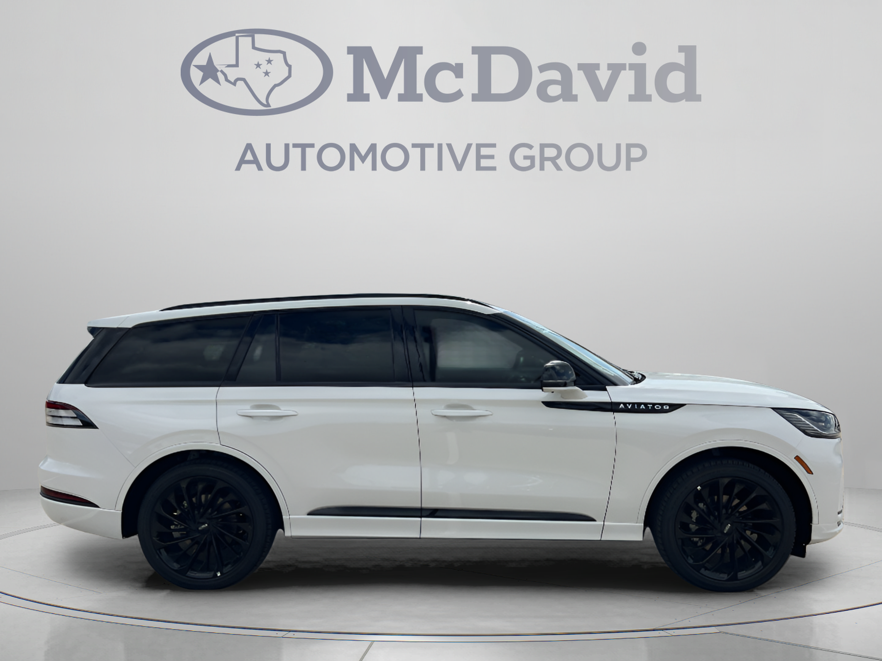 New 2027 Lincoln Aviator Reserve AWD/4WD image 8
