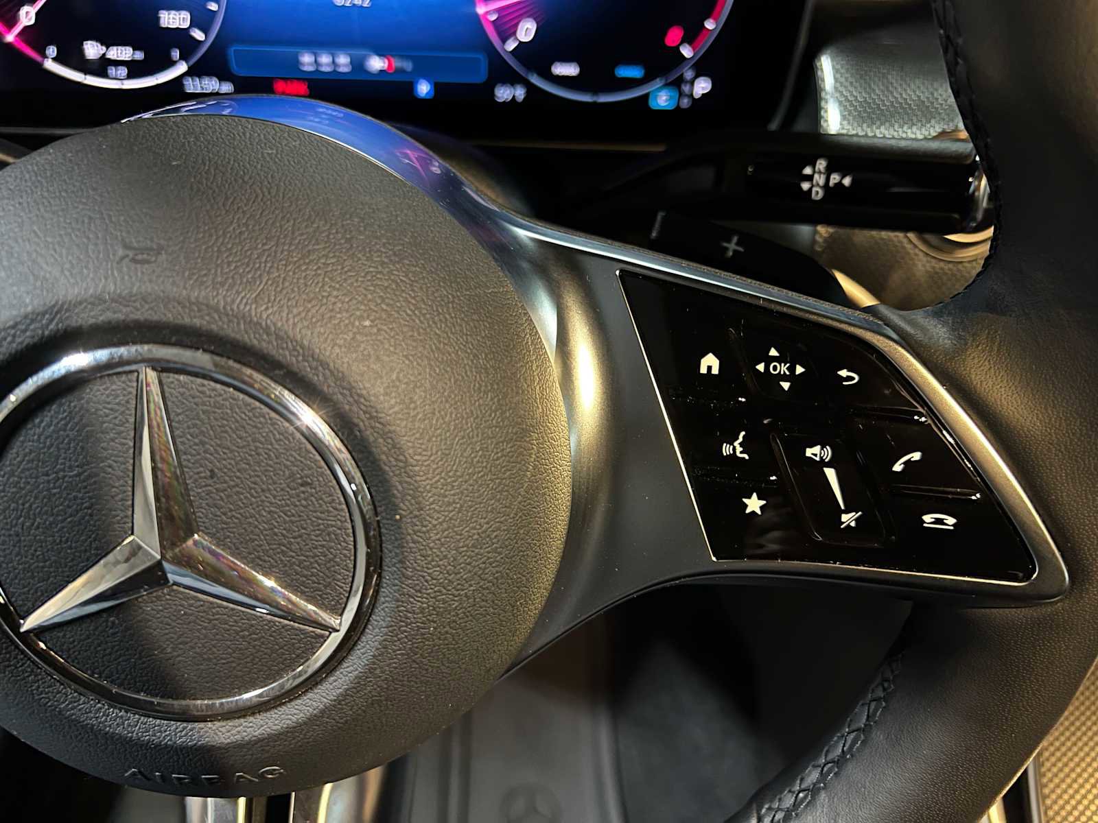 Certified 2025 Mercedes-Benz GLC 300 4MATIC image 29