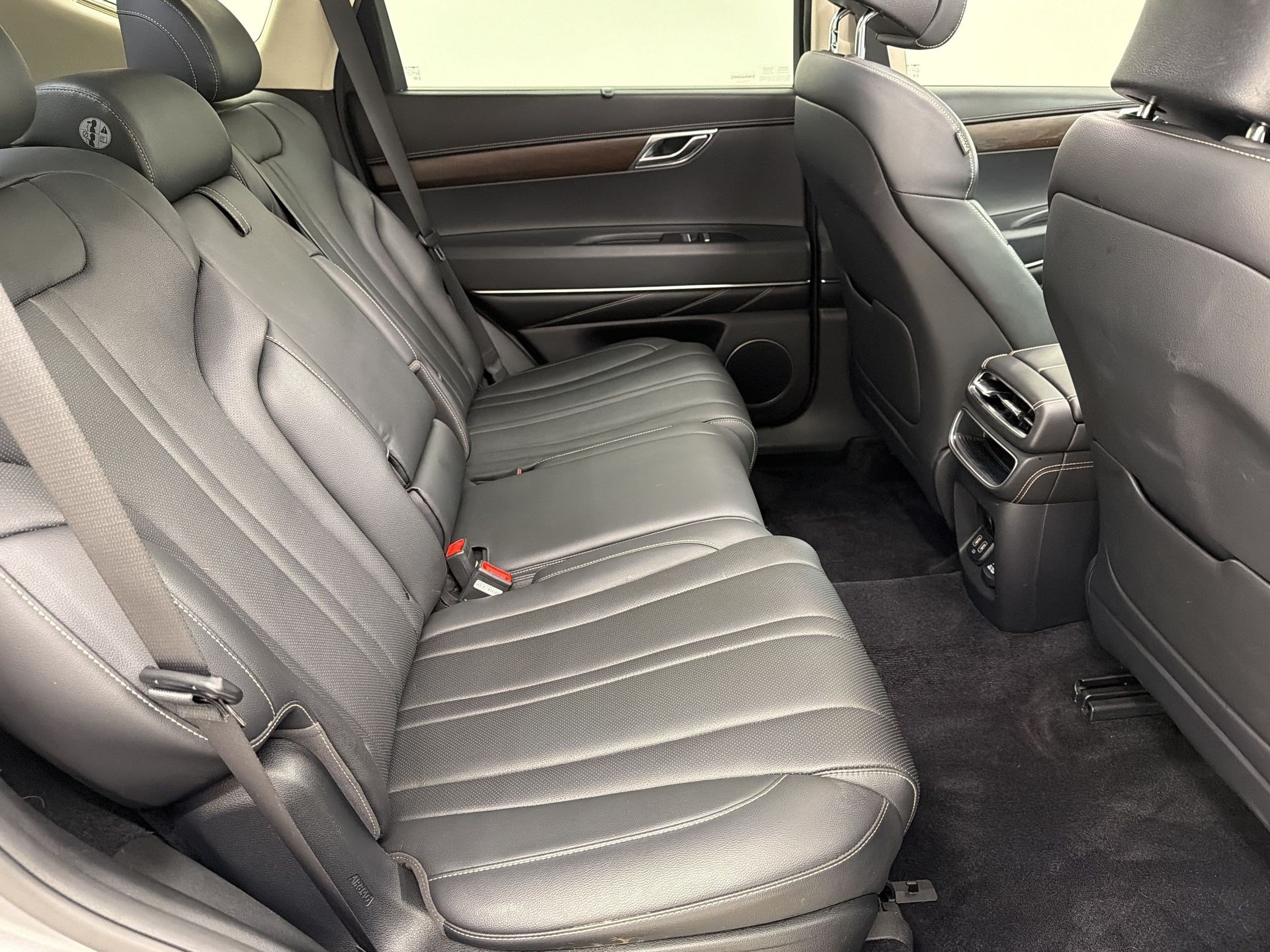 Used 2021 Genesis GV80 3.5T AWD/4WD image 29