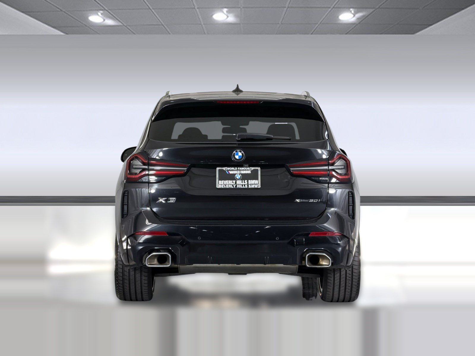 Used 2024 BMW X3 xDrive30i w/ M Sport Package AWD/4WD image 9