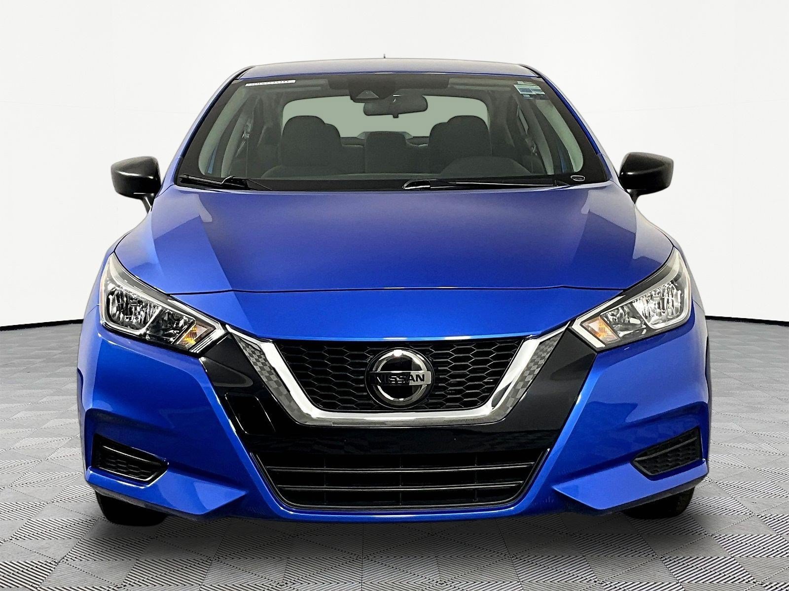 Certified 2021 Nissan Versa S FWD image 2