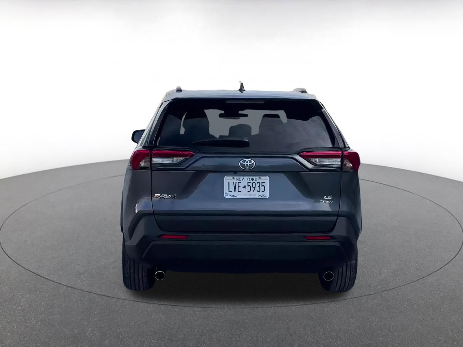 Used 2025 Toyota RAV4 LE image 12