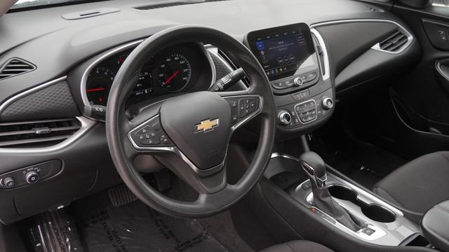 Used 2024 Chevrolet Malibu LT FWD image 16