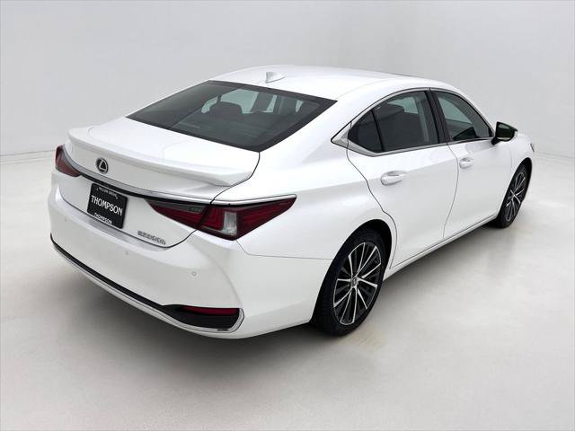 Certified 2024 Lexus ES 300h w/ Premium Package FWD image 7