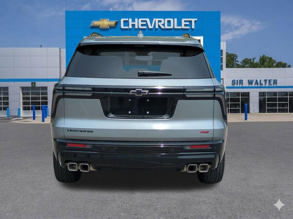 Used 2026 Chevrolet Traverse RS image 5