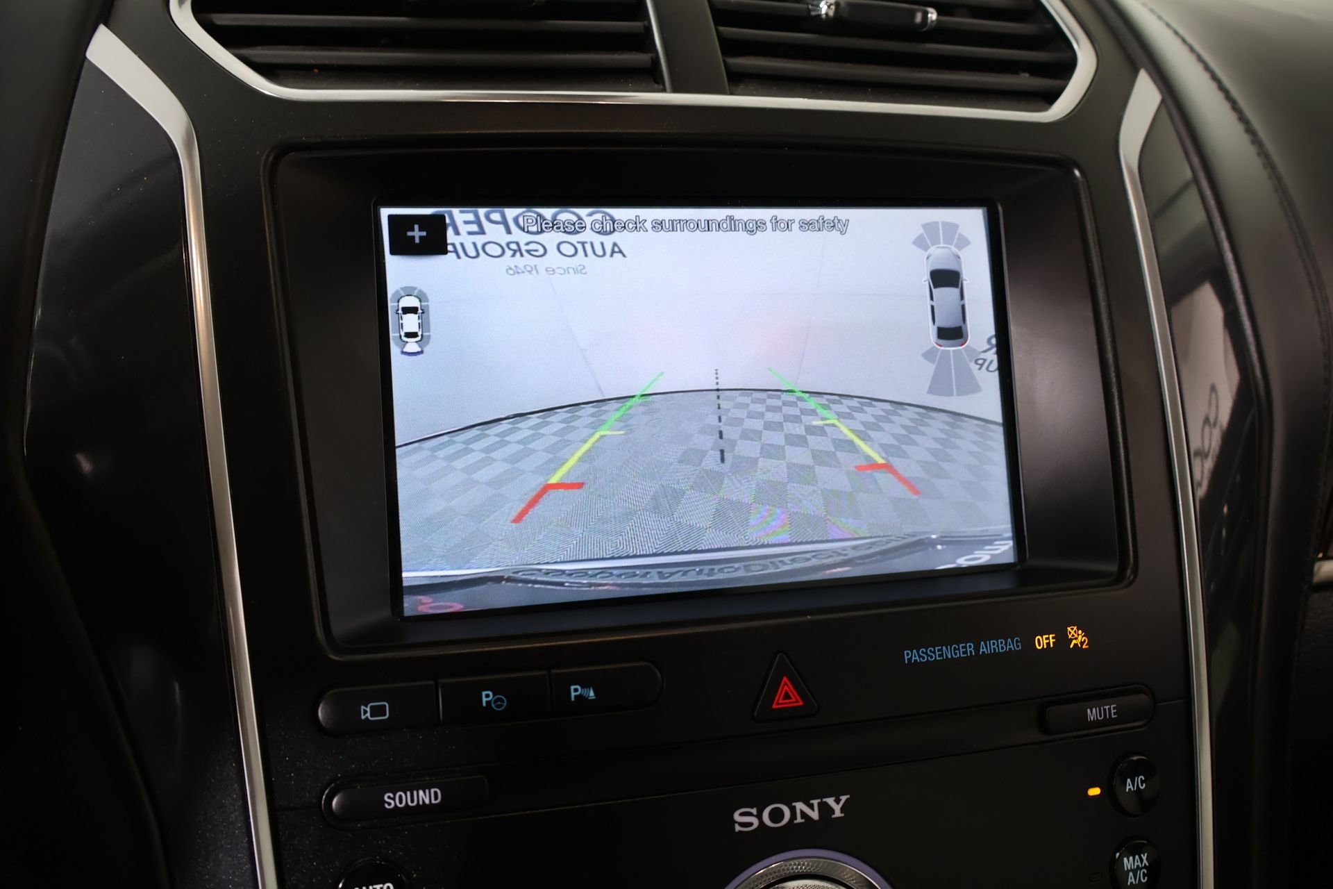Used 2019 Ford Explorer Platinum AWD/4WD image 6
