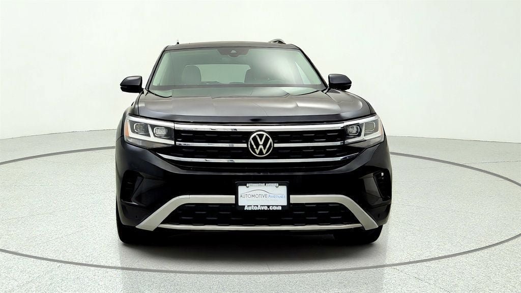 Used 2021 Volkswagen Atlas SEL AWD/4WD image 2
