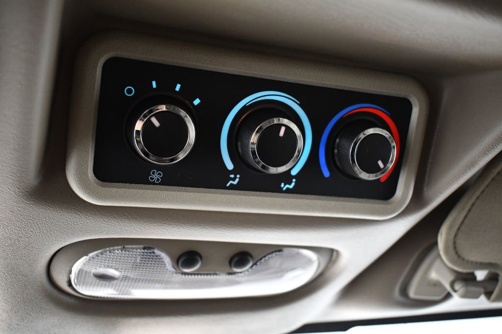 Used 2013 GMC Savana 1500 AWD image 68