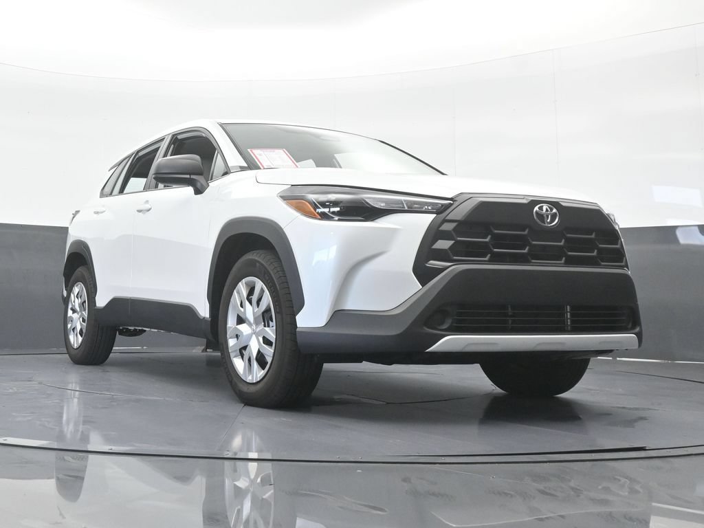 Used 2026 Toyota Corolla Cross L FWD image 61