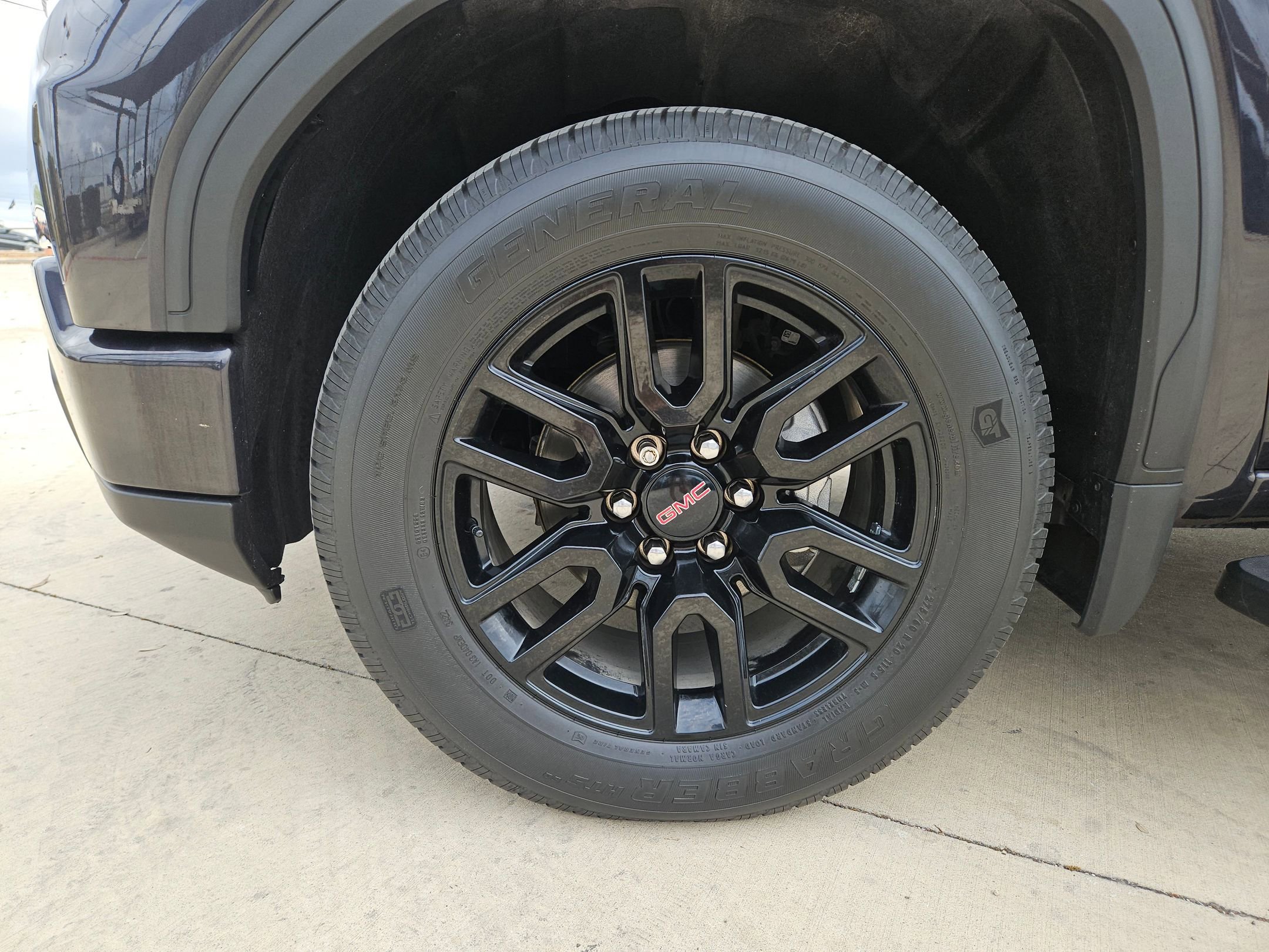 Certified 2022 GMC Sierra 1500 Elevation image 31