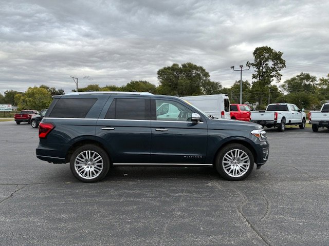 Used 2023 Ford Expedition Platinum image 6