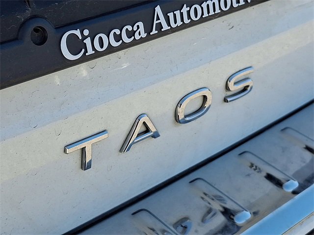 Used 2022 Volkswagen Taos SEL w/ Panoramic Sunroof Package image 31