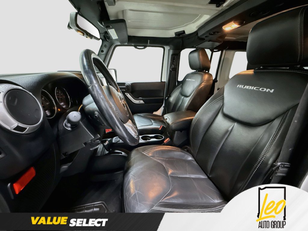 Used 2015 Jeep Wrangler Unlimited Rubicon AWD/4WD image 21