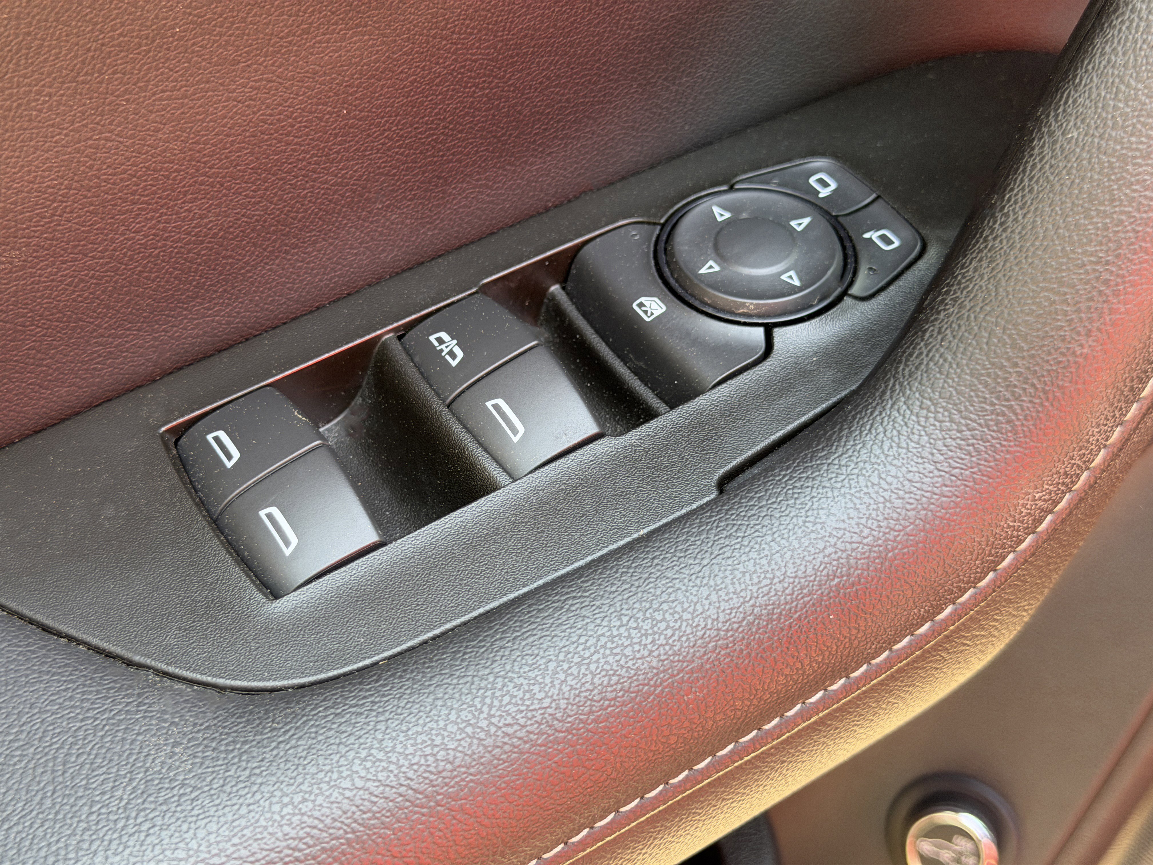 Used 2024 Chevrolet Blazer LT w/ Convenience Package FWD image 13