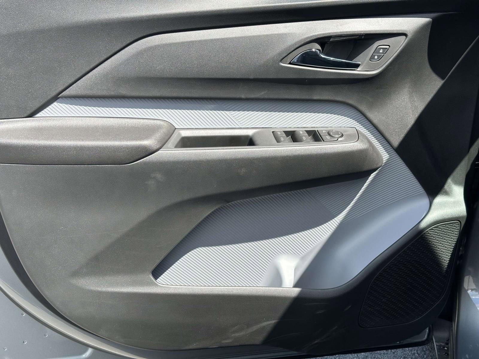 New 2027 Chevrolet Bolt LT FWD image 19