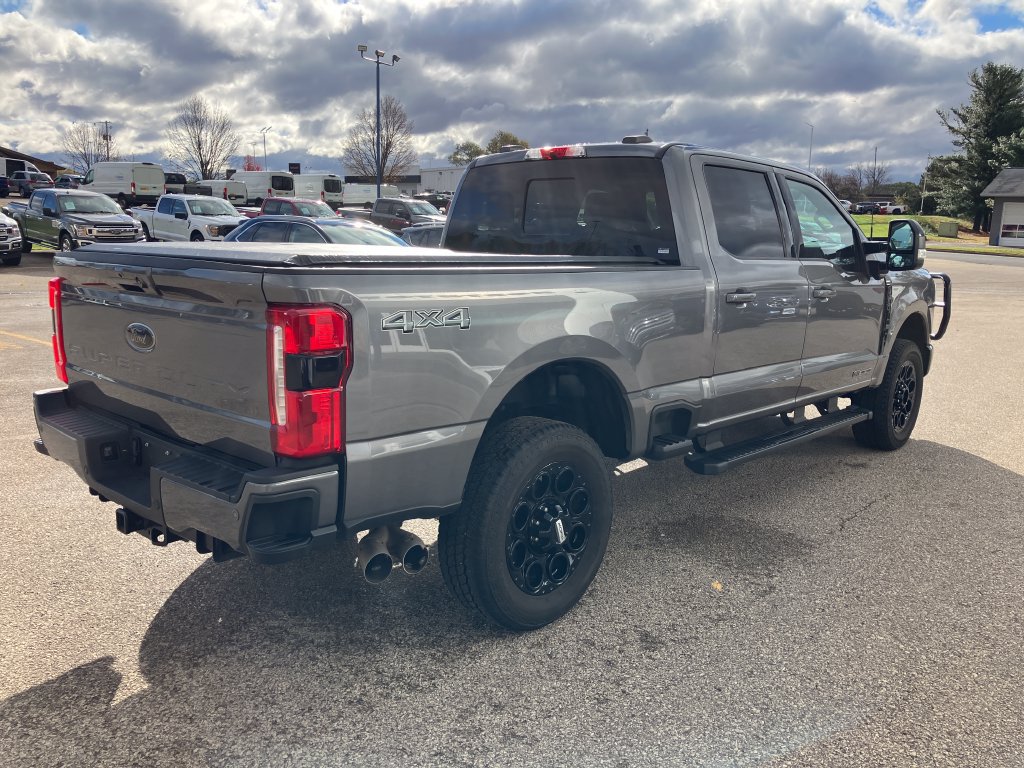 Used 2024 Ford F350 Lariat w/ Lariat Ultimate Package AWD/4WD image 8