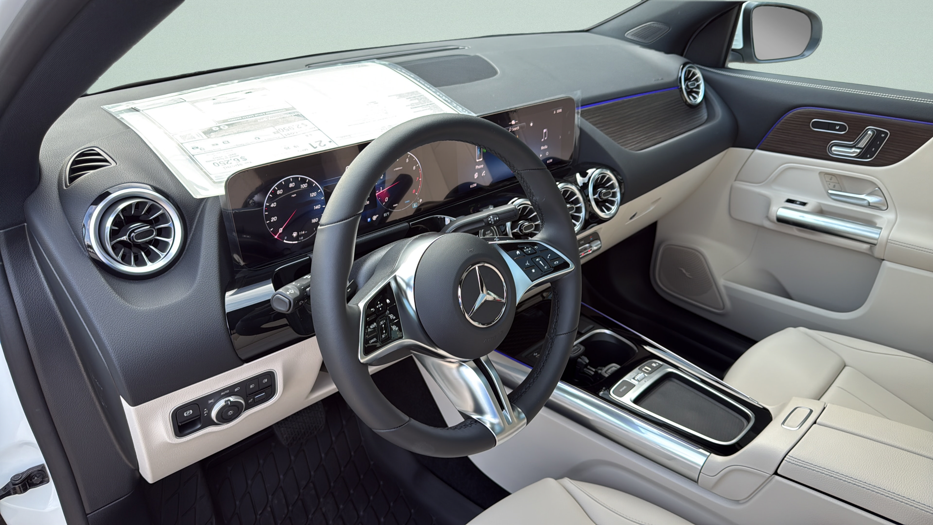 New 2026 Mercedes-Benz GLA 250 image 16